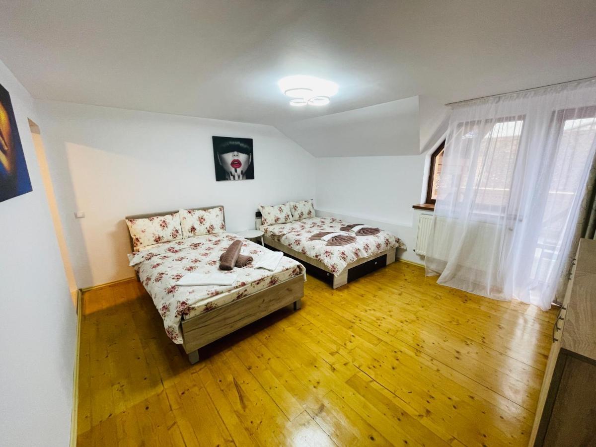 Ferienwohnung Casa Cu Balcon Brașov Exterior foto