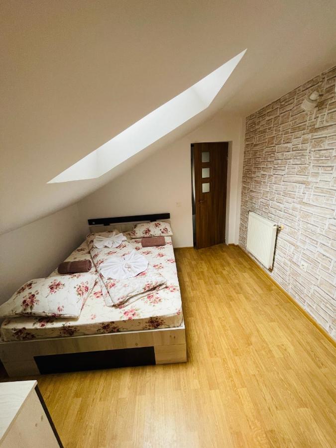Ferienwohnung Casa Cu Balcon Brașov Exterior foto